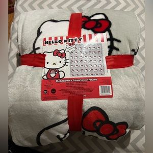 Hello Kitty Queen size speech bubble blanket!!